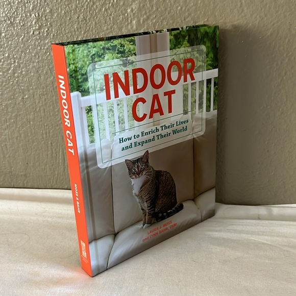 Indoor Cat Book Laura J. Moss Enrich Cat Life Guide Pet Care Hardcover - Picture 7 of 11